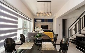 Duplex Decorado no Batel - Perfeito para família